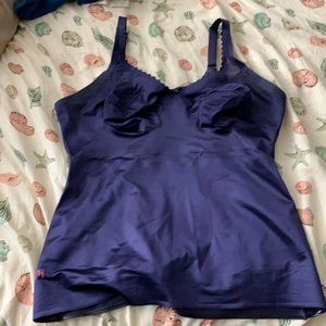 Ruby Ribbon size 40